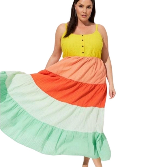torrid Dresses & Skirts - Torrid maxi seersucker tiered‎ colorblock dress size 2 (18/20)